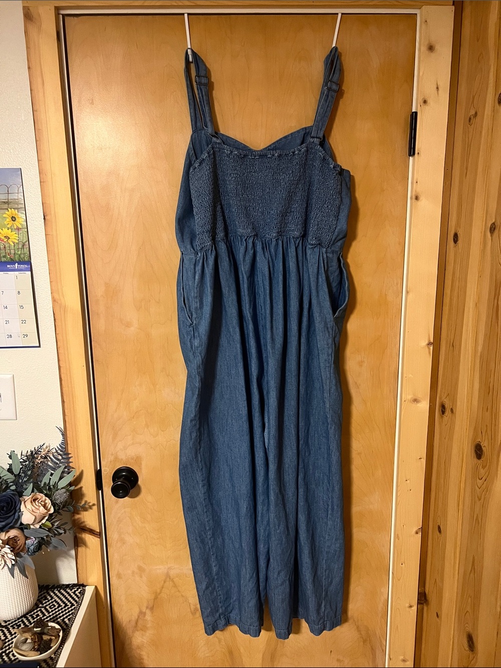 Pair of Old Navy Cream Linen and Jean Textured Jumpsuits - Picture 8 of 8
